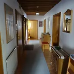 Traudl Singer Apartment *
